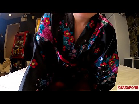 ❤️ Keçika ciwan a cosplay ji seksê hez dike ku bi orgazmê bi şûjinek di hespêk û blowjob de. Keçika Asyayî ya bi pisîka porî û bi cil û bergên kevneşopî yên Japonî di vîdyoya amator de ku masturbasyona bi pêlîstokên qijikê nîşan dide. Sakura 3 OSAKAPORN. ️ Vîdyoya anal li me ❤